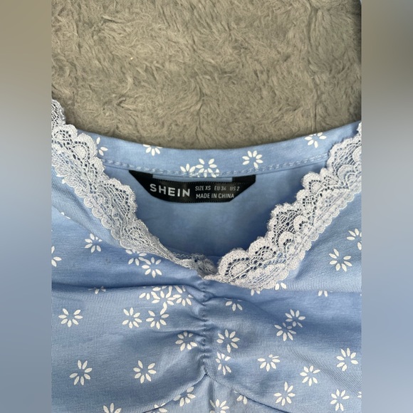 Blue & White Tank - Picture 4 of 4